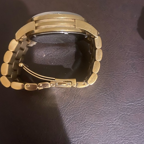 Watches - Picture 5 of 7